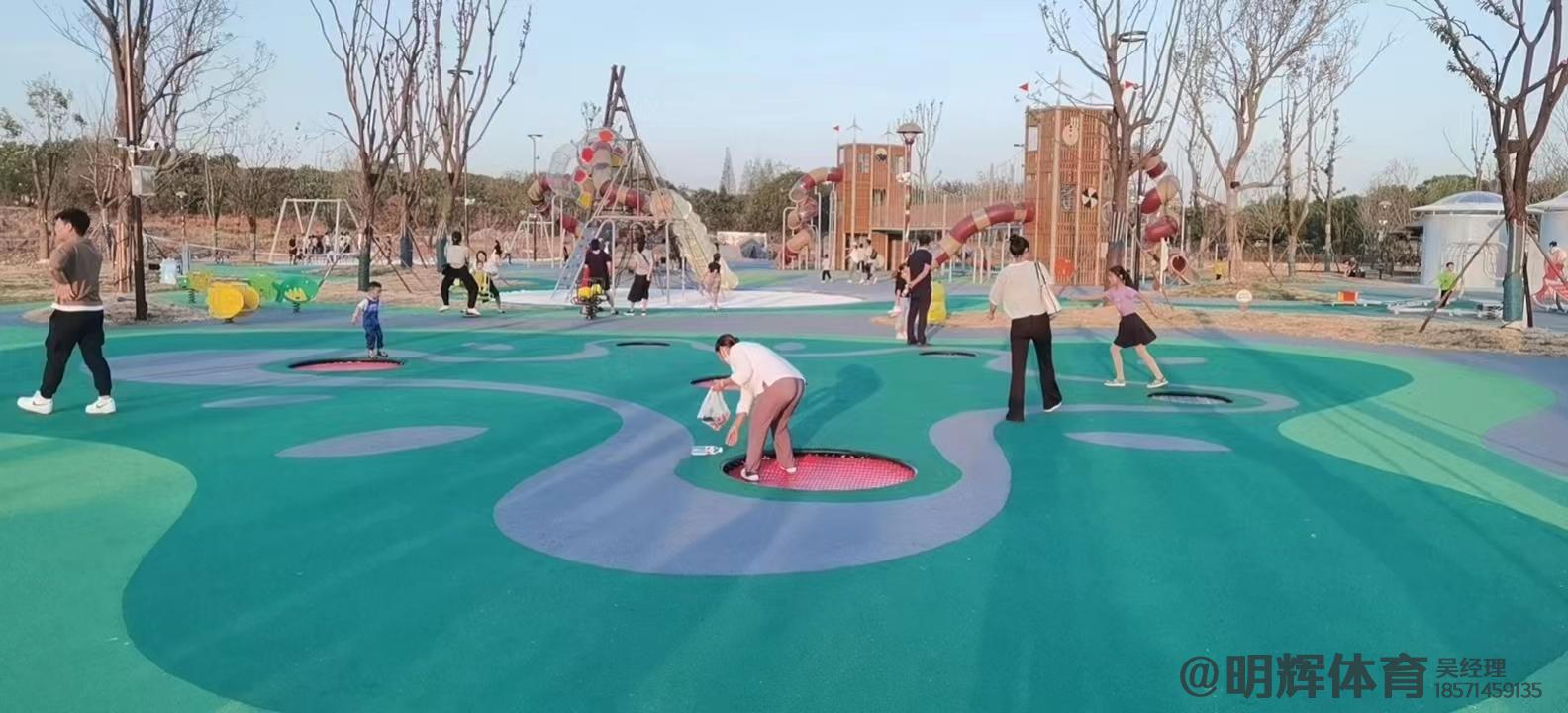 无锡公园跑道是用什么材料做成的